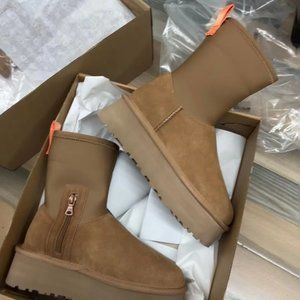 UGG W Classic Dipper